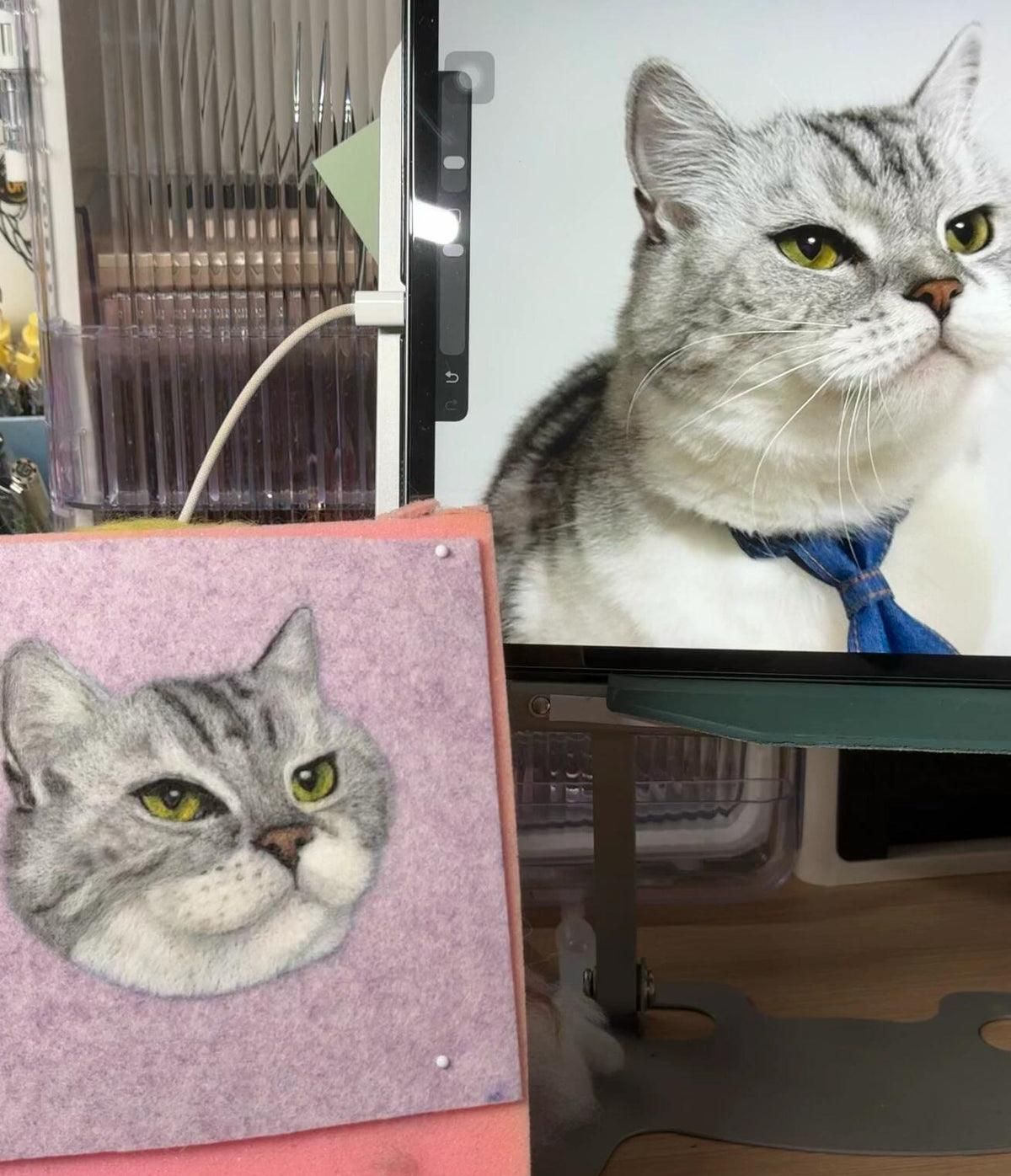 Custom Cat Portrait Felt Keychain | Needle Felted Wool Pet Charm | Handmade Pet Memorial Gift